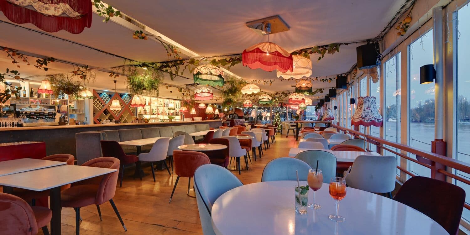 Aqua Restaurant