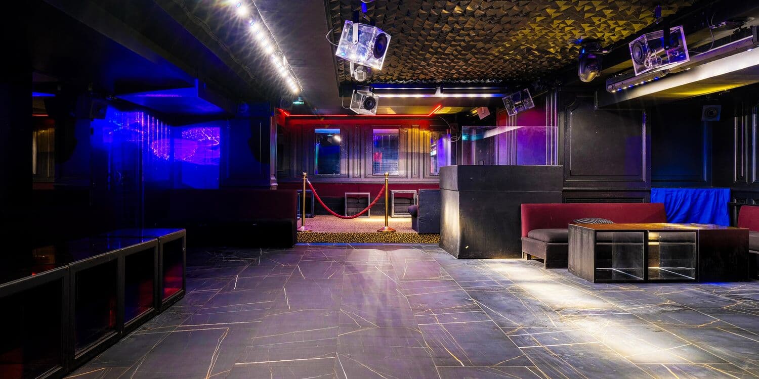 Espace VIP et DJ Set