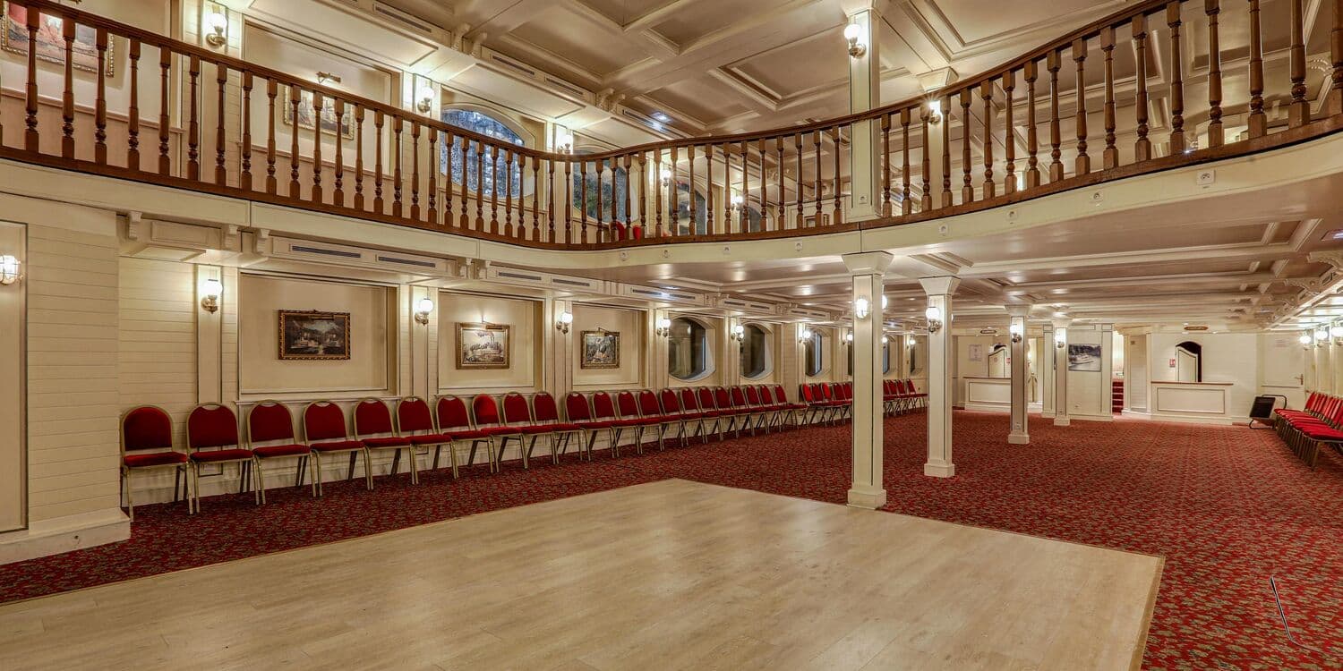 Pont Principale / Grand Salon