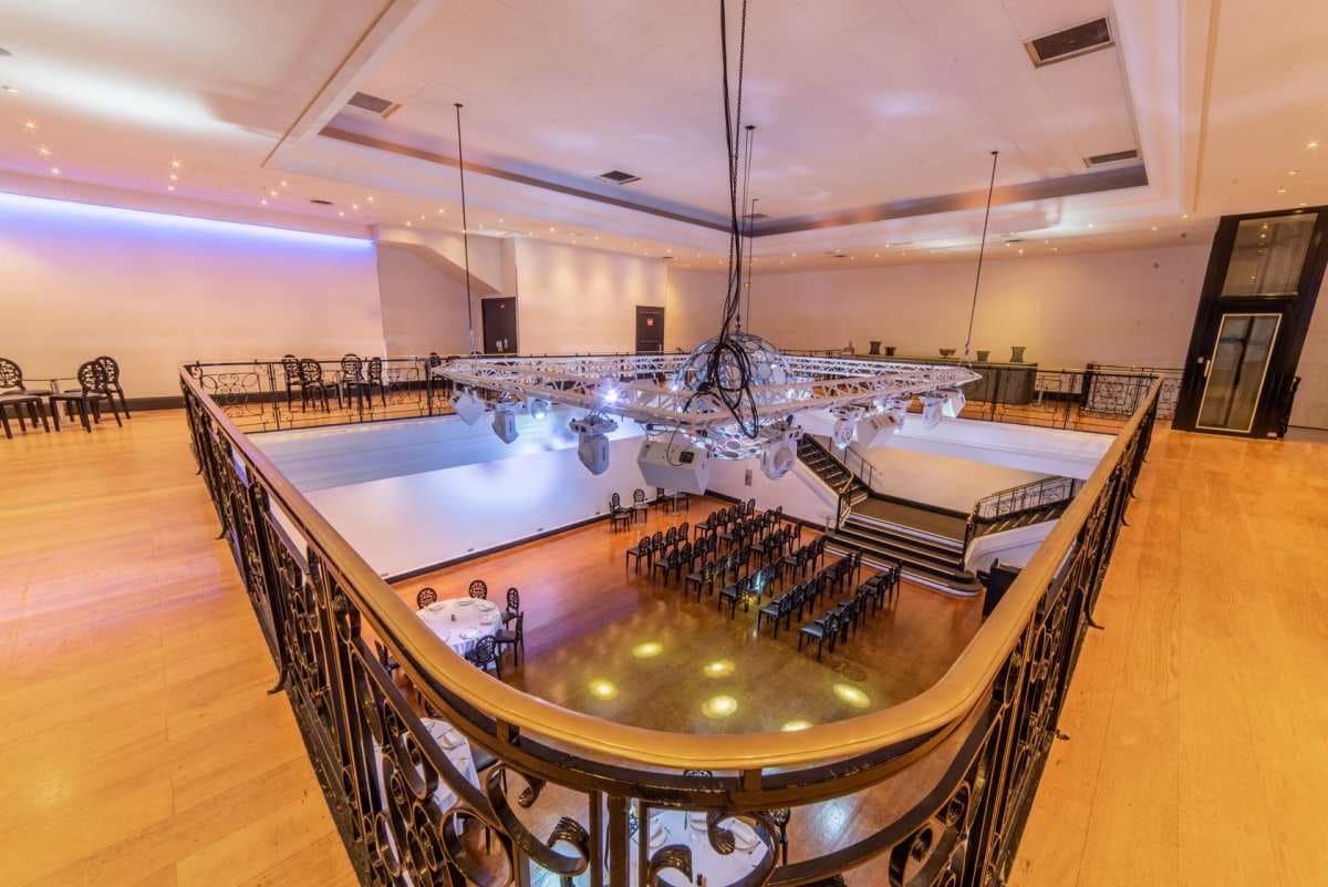 Salon Lounge & Balcon