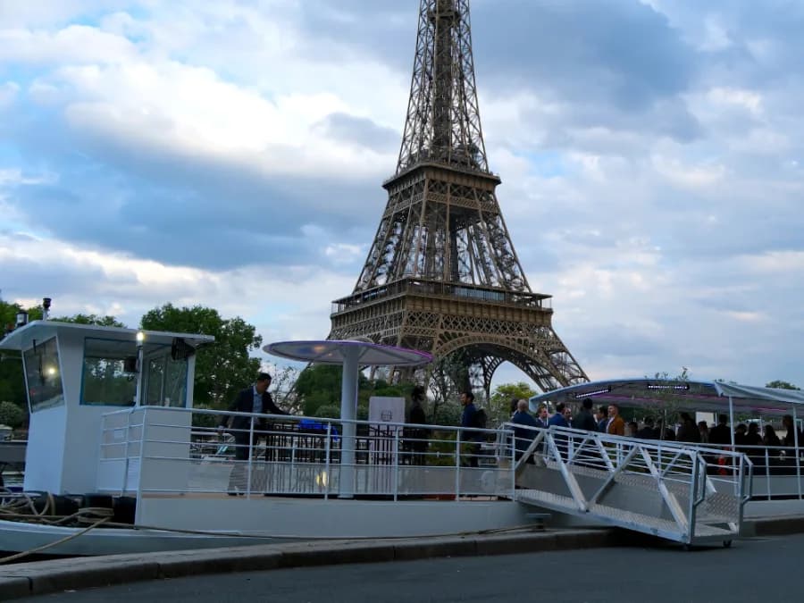 Le Quai Flottant
