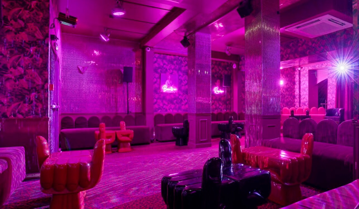 Le Cha Cha Club