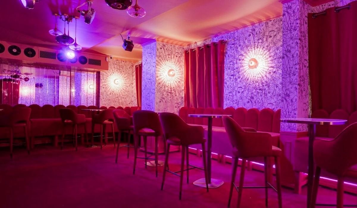 Le Cha Cha Club